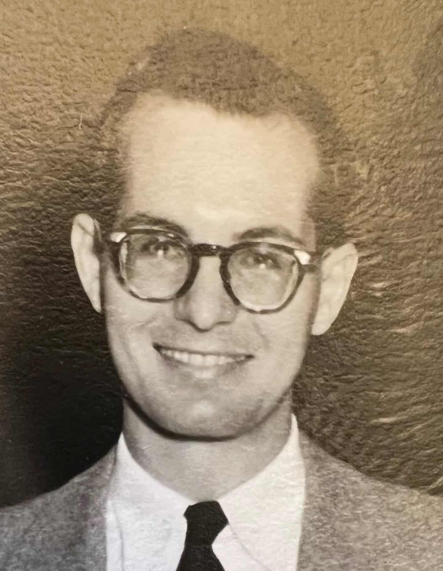 Bleigh, Gene Cropped