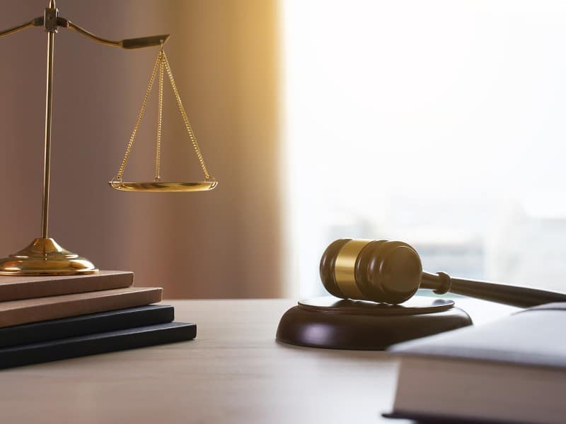 Image of a gavel and scales.