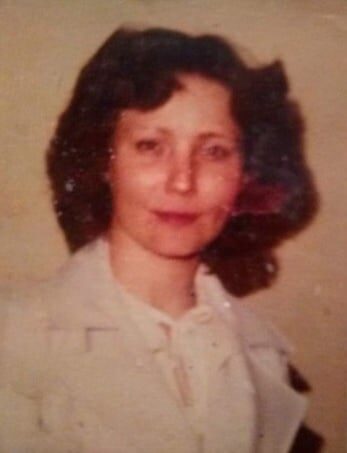 Obit Pic Lola Stanley