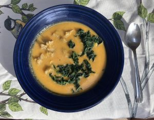 Home, Cooking: Sausage, Squash and Kale Soup 