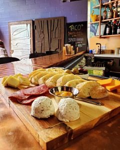 New Athens establishment The Side Bar fosters community through food and spirits