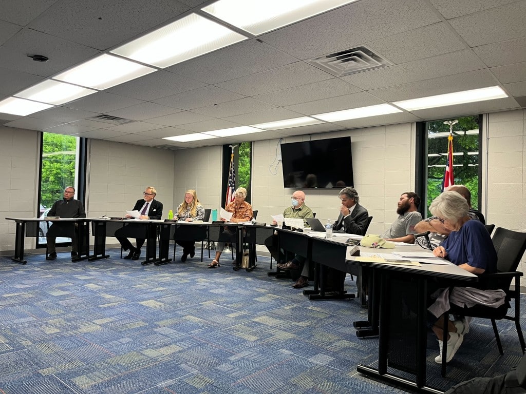 A picture of Nelsonville City Council meeting.