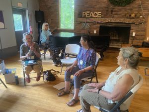 Local volunteer group sings to people ‘at the thresholds of life’