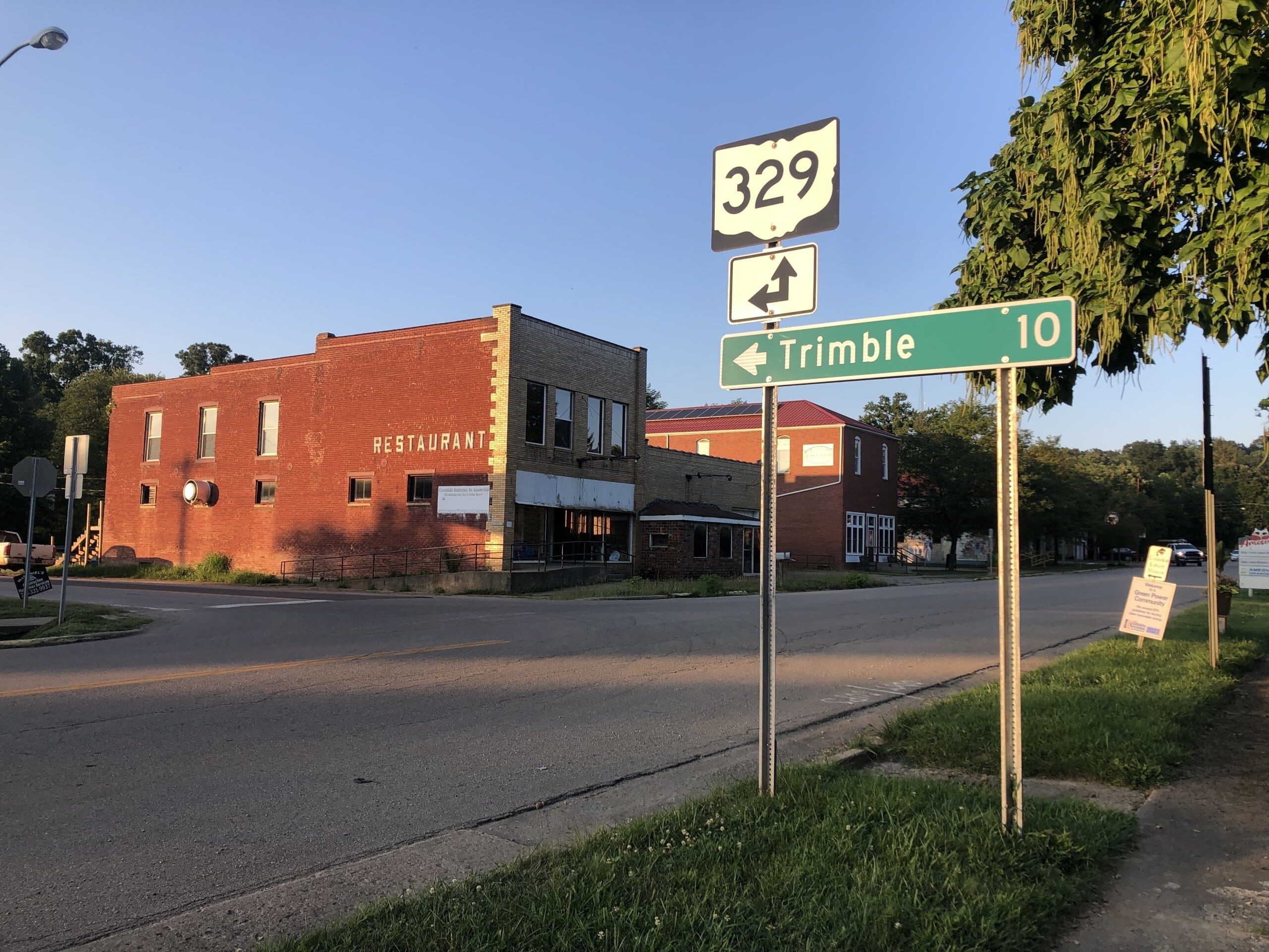 Amesville intersection SR 329 Trimble