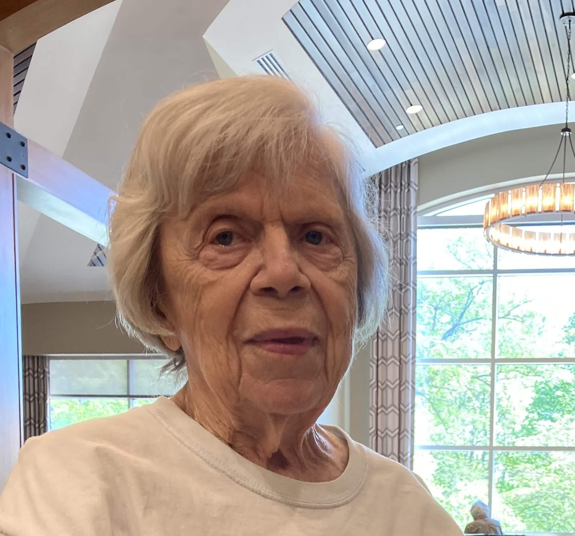 Virginia Jinny Mathews obit pic