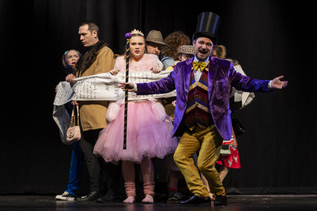 Actors in "Charlie and the Chocolate Factory"