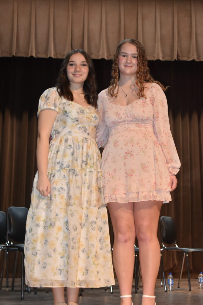 Allyna Mohney and Kinsey Fowler