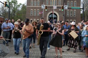 Photo Gallery: Tony Sylvester’s funeral and parade