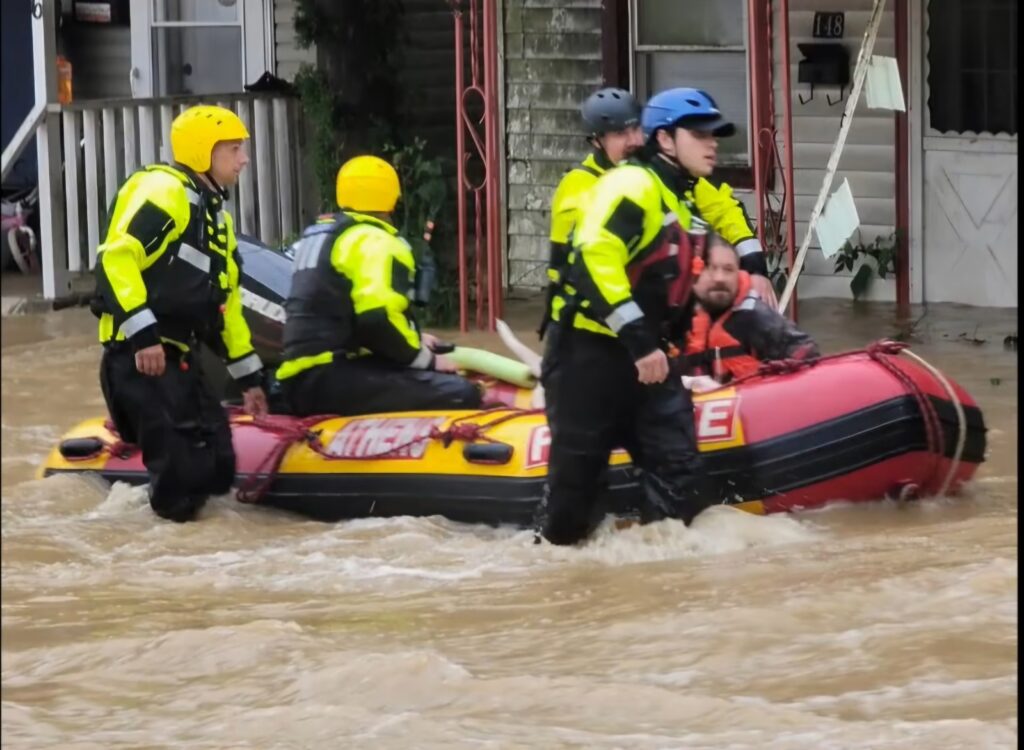 Fire Department boat flooding in Crooksville